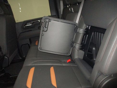 New 2026 GMC Sierra 2500 AT4 w/ AT4 Premium Plus Package AWD/4WD image 46