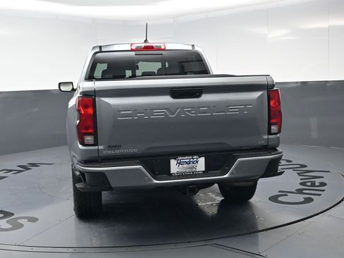 Used 2024 Chevrolet Colorado LT w/ LT Convenience Package II image 8