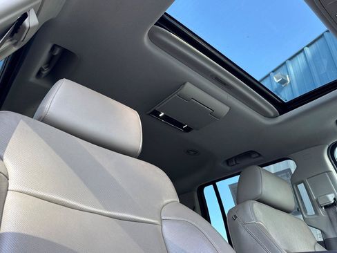 Used 2016 Chevrolet Suburban LTZ AWD/4WD image 22