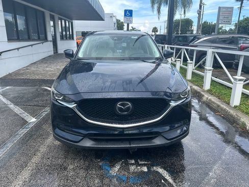 Used 2018 MAZDA CX-5 Touring w/ Preferred Equipment Package FWD image 2