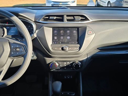 Used 2023 Chevrolet TrailBlazer LT image 17