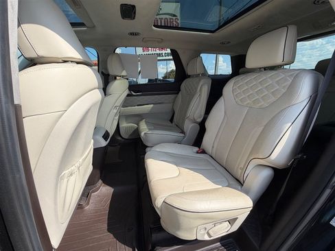 Used 2020 Hyundai Palisade Limited FWD image 15