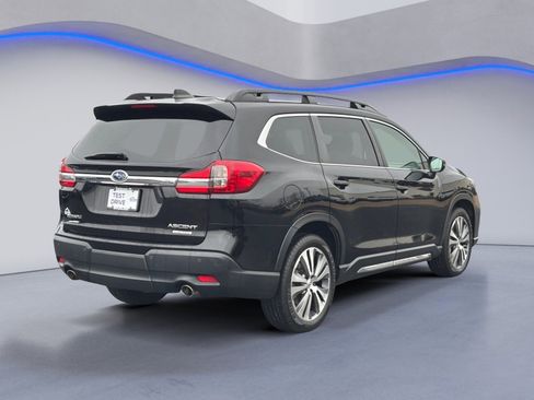 Used 2022 Subaru Ascent Limited image 11