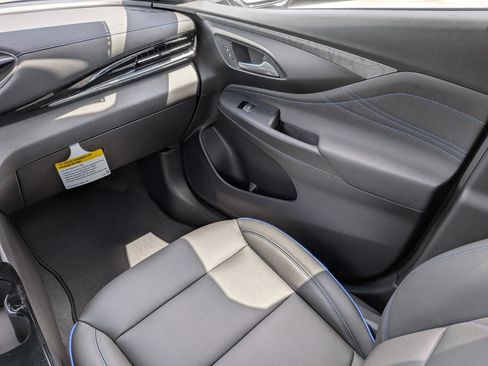 New 2026 Buick Envista Sport Touring w/ Convenience I Package FWD image 15