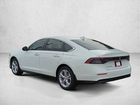 Used 2024 Honda Accord LX image 11