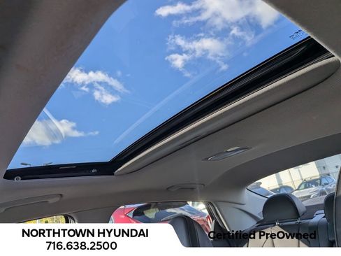 Certified 2023 Hyundai Elantra Limited image 6