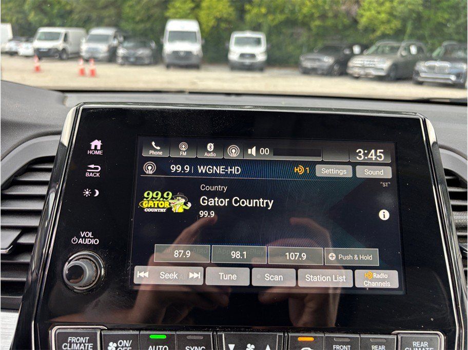 Used 2023 Honda Odyssey EX-L image 24