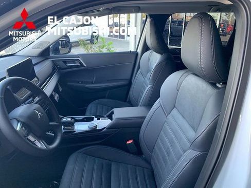 New 2026 Mitsubishi Outlander AWD image 10