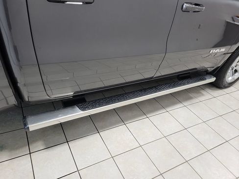 Used 2022 RAM 1500 Big Horn AWD/4WD image 16