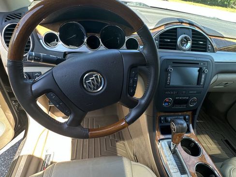 Used 2012 Buick Enclave Premium FWD image 8