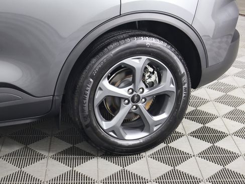 Used 2025 Ford Escape ST-Line Select image 51