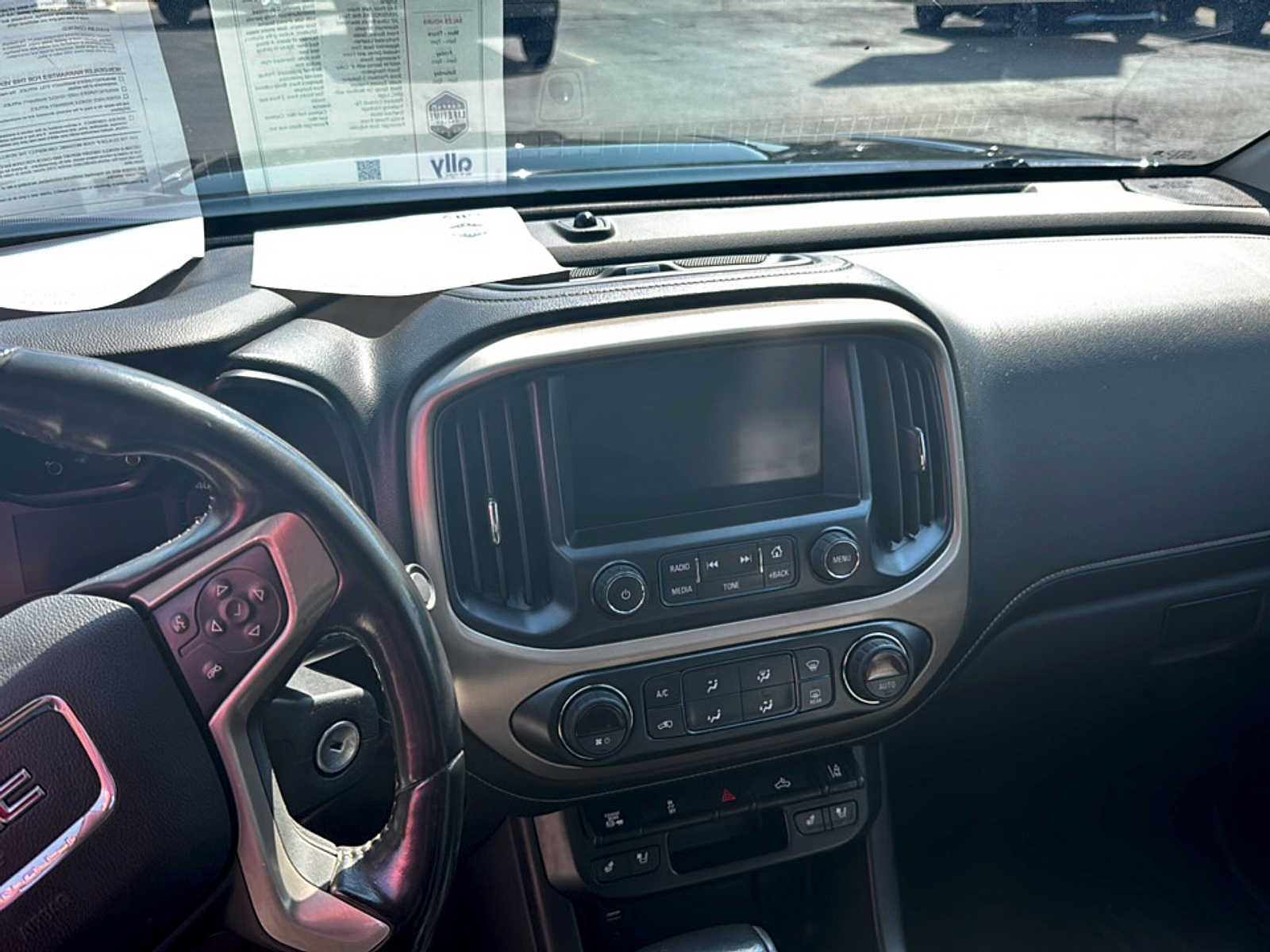 Used 2018 GMC Canyon Denali AWD/4WD image 13