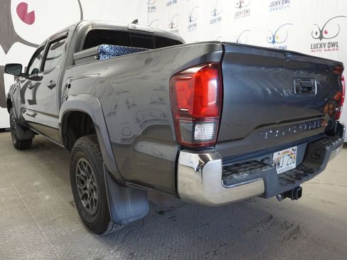 Used 2018 Toyota Tacoma SR5 image 7