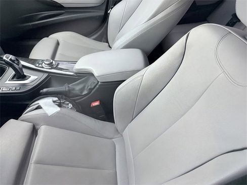 Used 2013 BMW 335i Sedan image 6