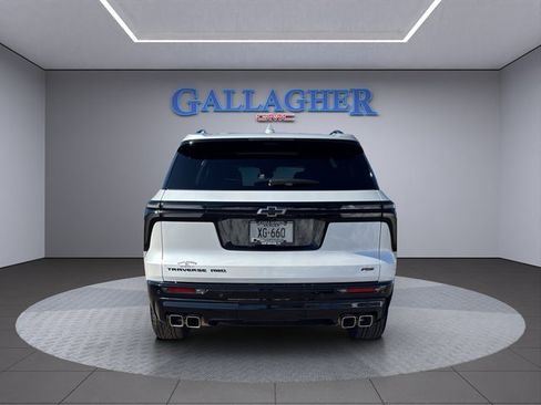 Used 2024 Chevrolet Traverse RS w/ LPO, Floor Liner Package image 6