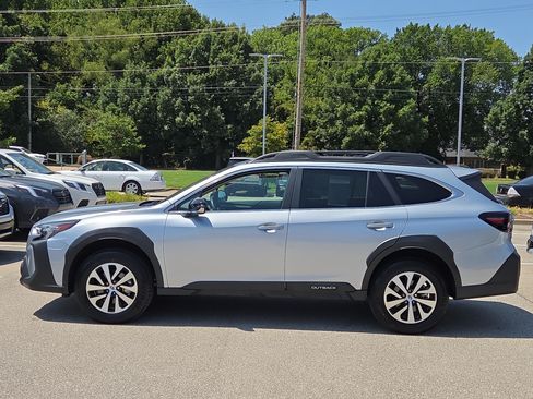 Certified 2024 Subaru Outback Premium AWD/4WD image 6