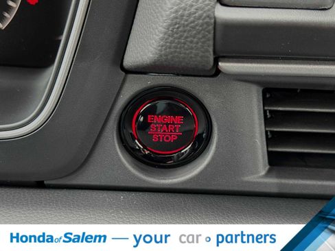 New 2025 Honda Pilot Sport image 23