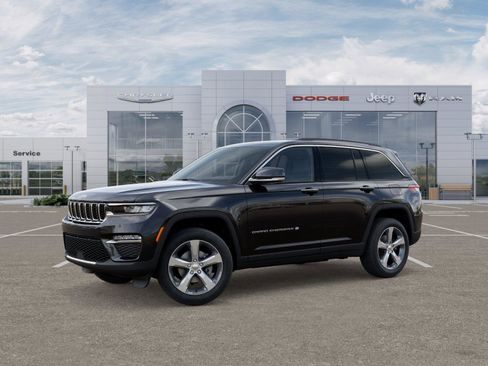 New 2025 Jeep Grand Cherokee Limited w/ Trailer Tow Package image 15