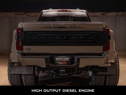 Used 2026 Ford F450 Platinum w/ Platinum Plus Package image 8