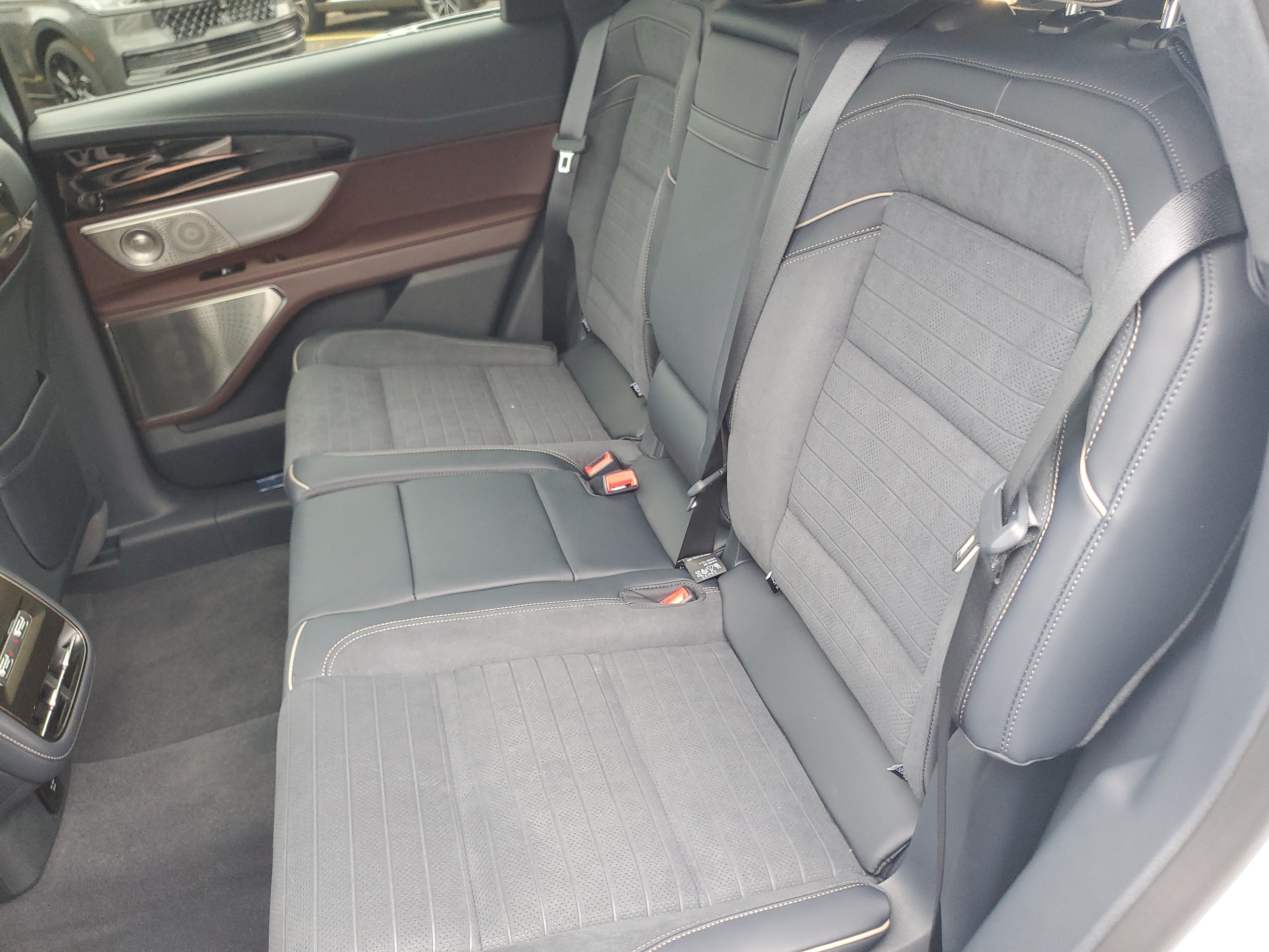 New 2026 Lincoln Nautilus Black Label AWD/4WD image 32