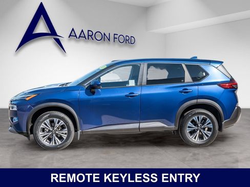 Used 2023 Nissan Rogue SV FWD image 3