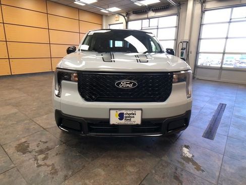 New 2025 Ford Maverick Lariat w/ Black Appearance Package image 2