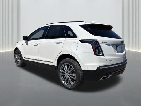 New 2026 Cadillac XT5 Sportv image 7