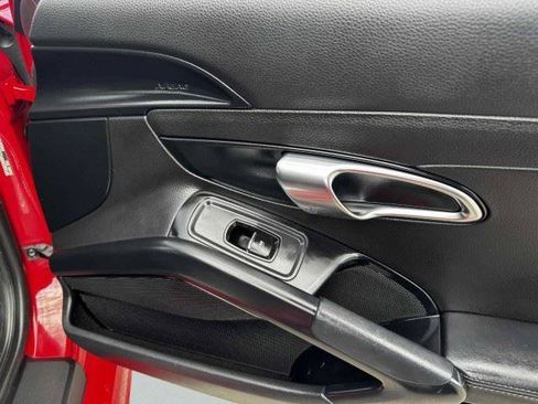 Used 2017 Porsche 718 Cayman S RWD image 37
