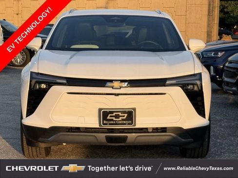 Used 2024 Chevrolet Blazer EV LT AWD/4WD image 3