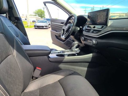 Used 2023 Nissan Altima 2.5 SL AWD/4WD image 19
