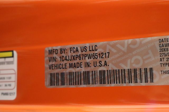 Used 2023 Jeep Wrangler Unlimited Sahara AWD/4WD image 39