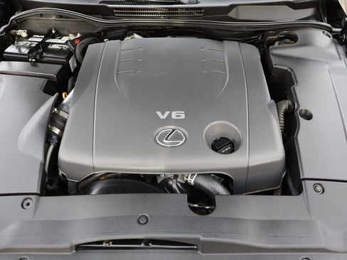 Used 2011 Lexus IS 250C Base image 36