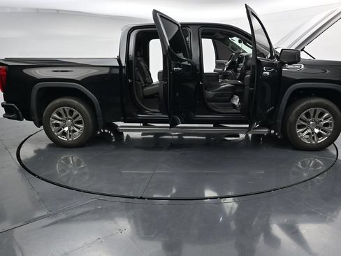 Used 2019 GMC Sierra 1500 Denali w/ Denali Ultimate Package AWD/4WD image 27
