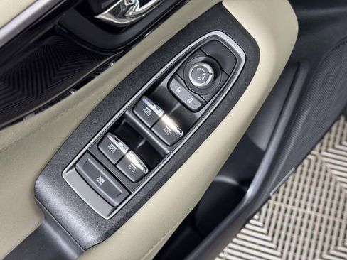 Certified 2025 Subaru Legacy Limited AWD/4WD image 18