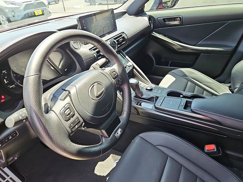 Used 2023 Lexus IS 350 F Sport RWD image 12