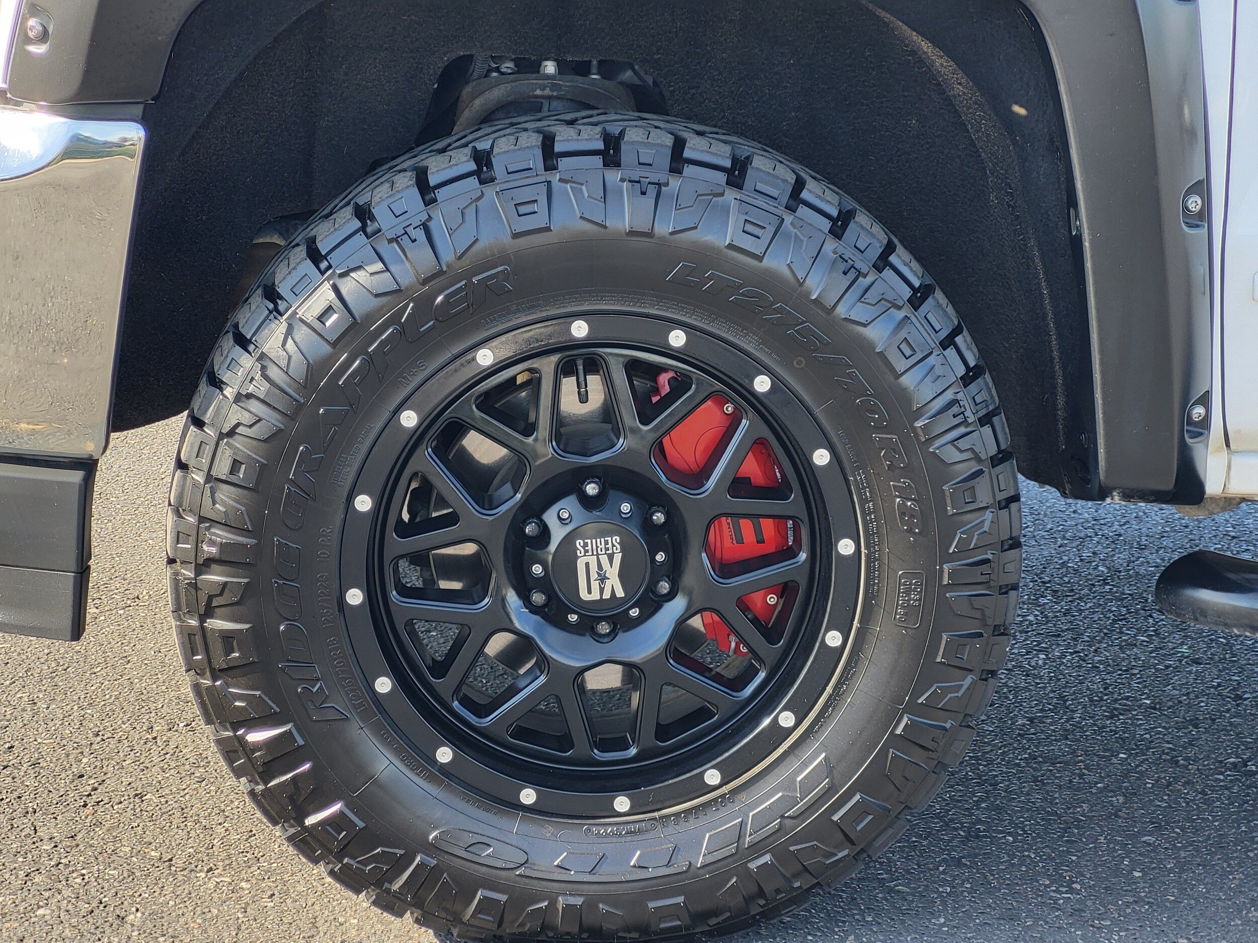 Used 2018 Chevrolet Silverado 1500 LT AWD/4WD image 4