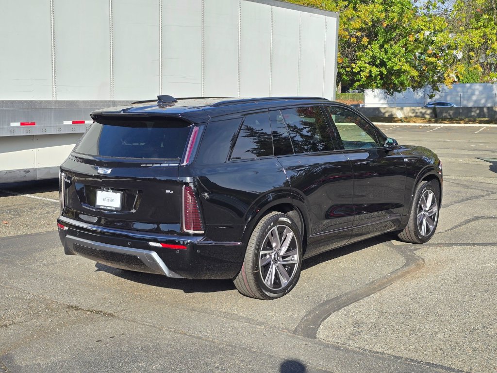 New 2027 Cadillac Vistiq Luxury AWD/4WD image 5