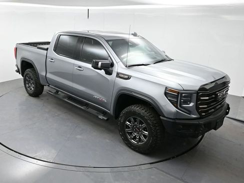 Used 2024 GMC Sierra 1500 AT4X image 35