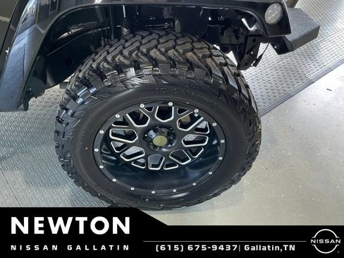 Used 2018 Jeep Wrangler Unlimited Sahara AWD/4WD image 49