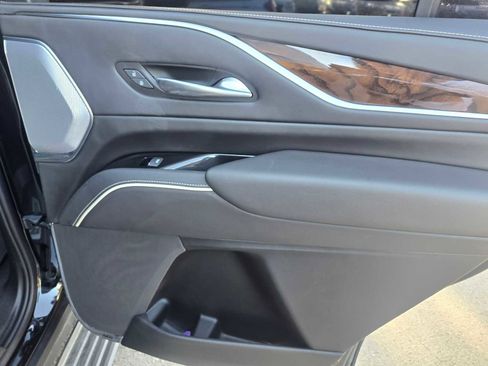 Used 2022 Cadillac Escalade Sport Platinum w/ Heavy-Duty Trailer Package image 14