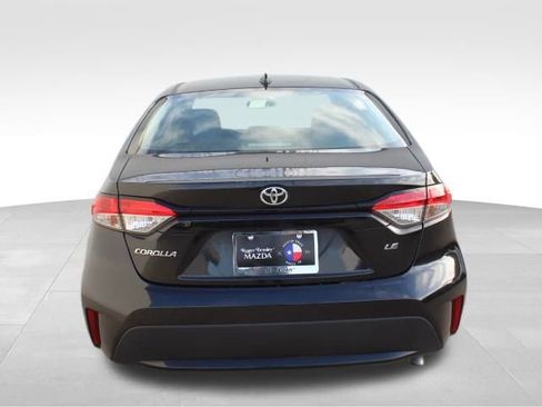 Used 2020 Toyota Corolla LE image 7
