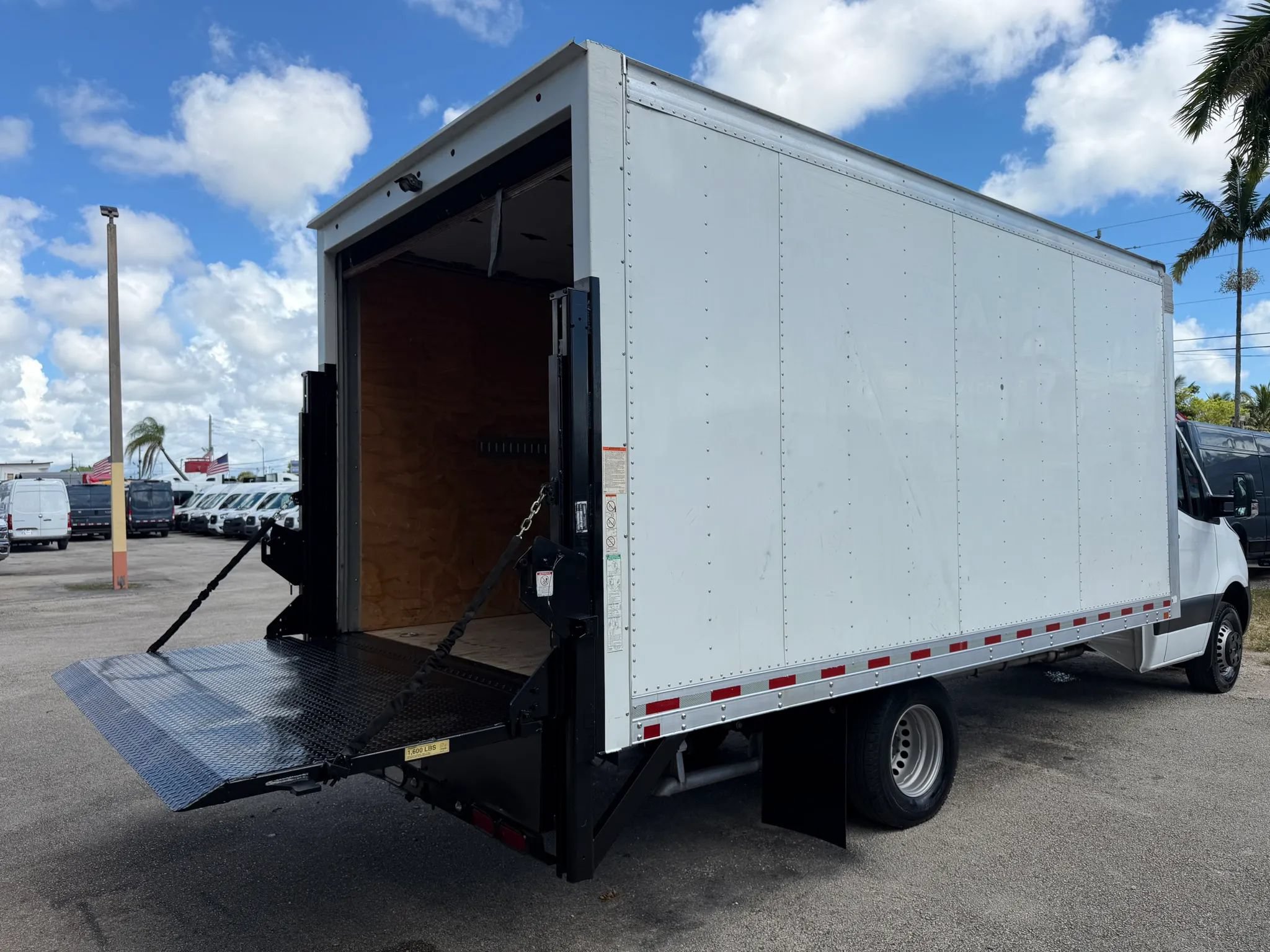 Used 2019 Mercedes-Benz Sprinter 170 image 10