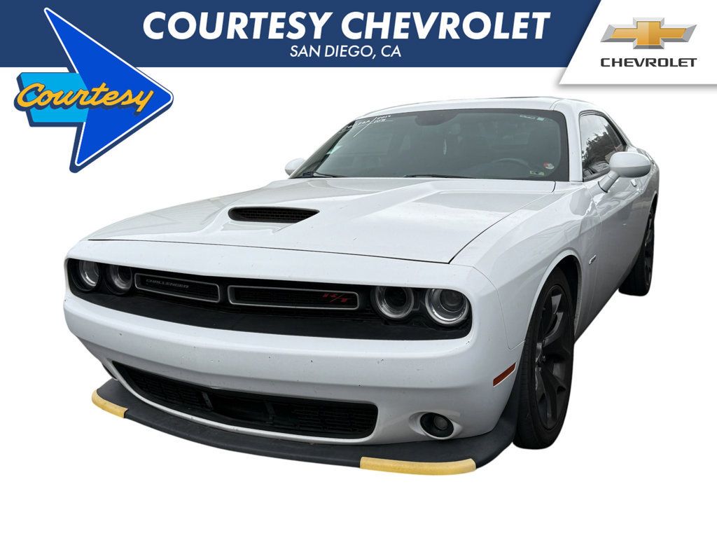 Used 2019 Dodge Challenger R/T RWD image 1