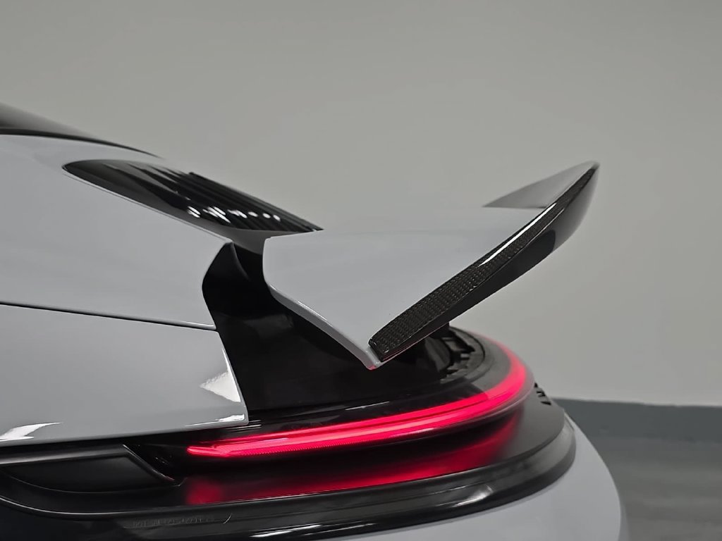 Certified 2026 Porsche 911 Targa 4 GTS AWD/4WD image 31