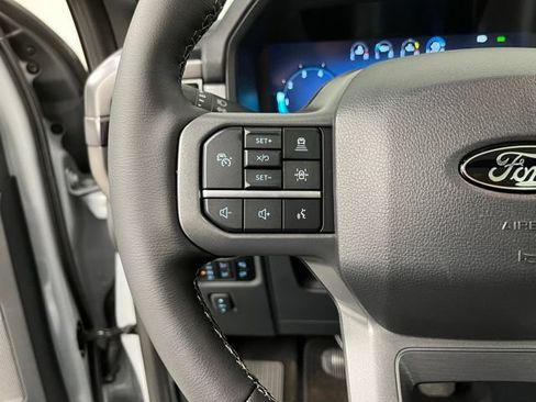 Used 2025 Ford F150 Lariat AWD/4WD image 29