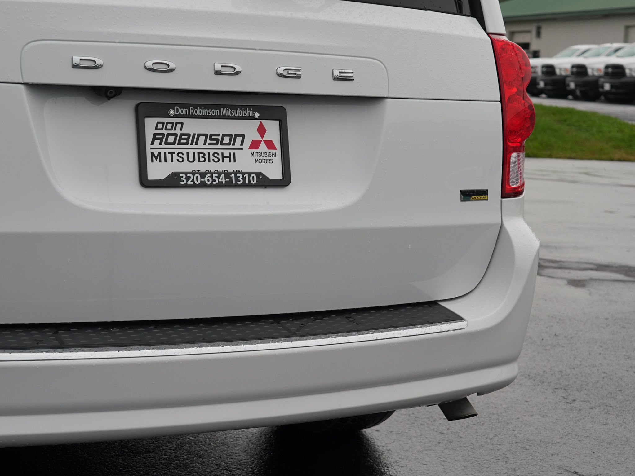 Used 2017 Dodge Grand Caravan SE w/ Power Window Group FWD image 11