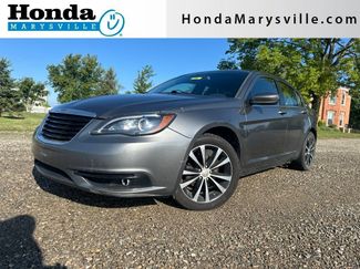 Used 2013 Chrysler 200 Limited w/ Sun/Sound Group FWD video 1