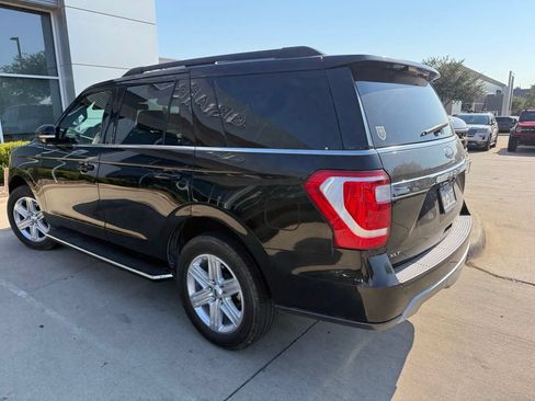 Used 2019 Ford Expedition XLT w/ Equipment Group 202A RWD image 3