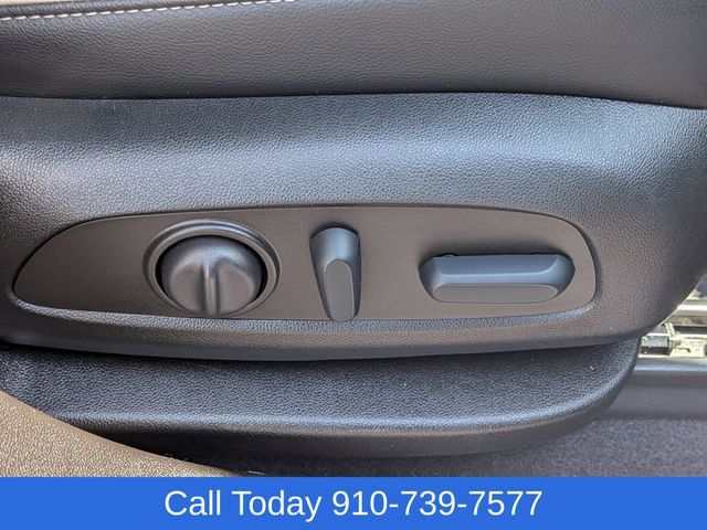 Used 2023 GMC Acadia Denali w/ Denali Ultimate Package FWD image 42