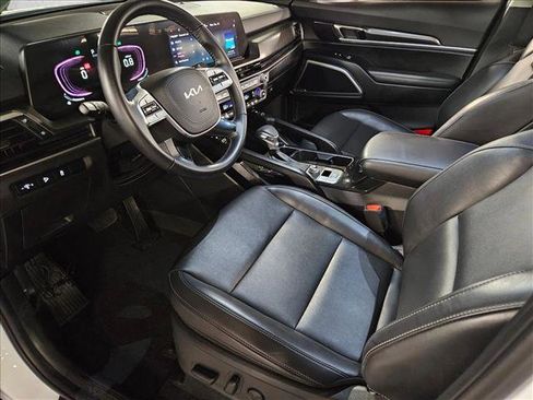 Used 2024 Kia Telluride S w/ S Sunroof Package image 10